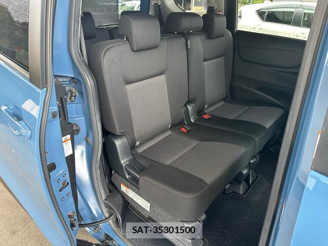 Toyota SIENTA 2021-11 8769753-13