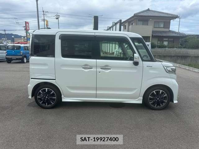 Suzuki SPACIA 2018-07 8769299-4