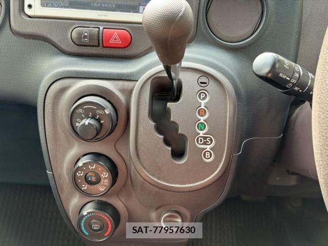 Toyota SPADE 2013-09 8769458-14