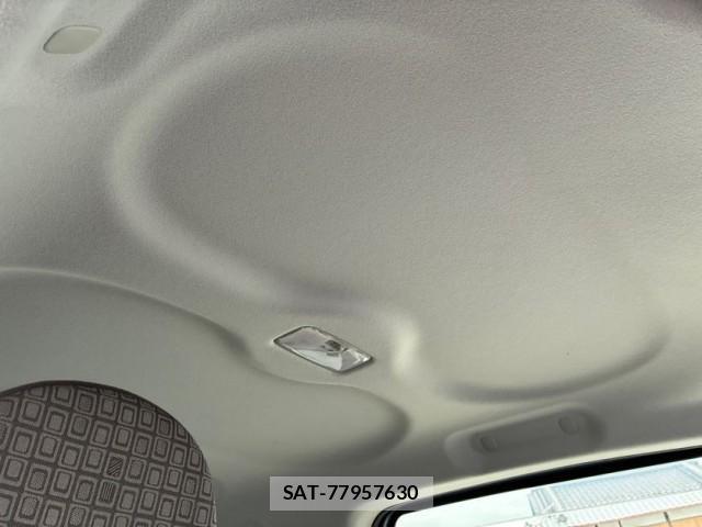 Toyota SPADE 2013-09 8769458-15