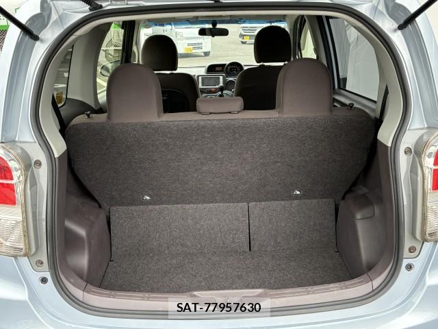 Toyota SPADE 2013-09 8769458-17