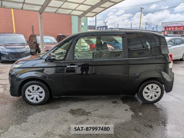 Toyota SPADE 2014-03 8769497-11