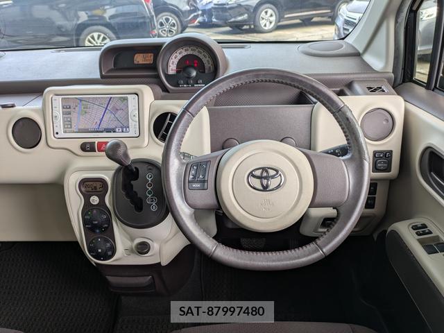 Toyota SPADE 2014-03 8769497-17