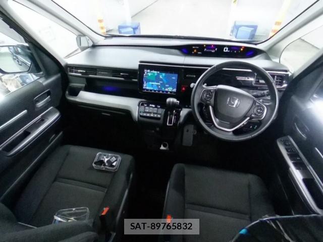 Honda e 2021-05 8769923-2
