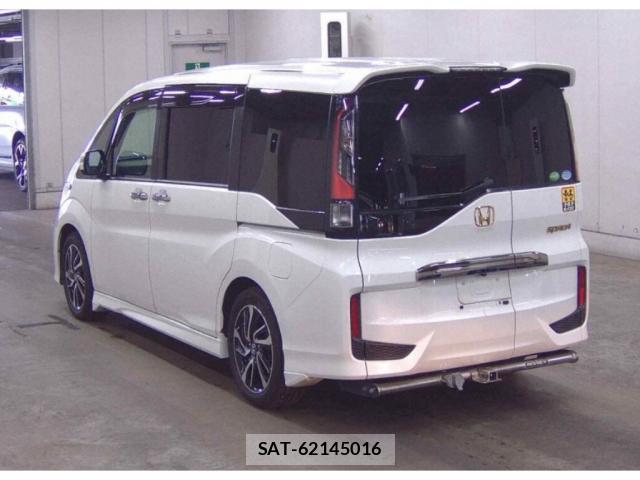 Honda e 2015-10 8770054-1
