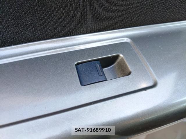 Honda e 2015-09 8768941-12