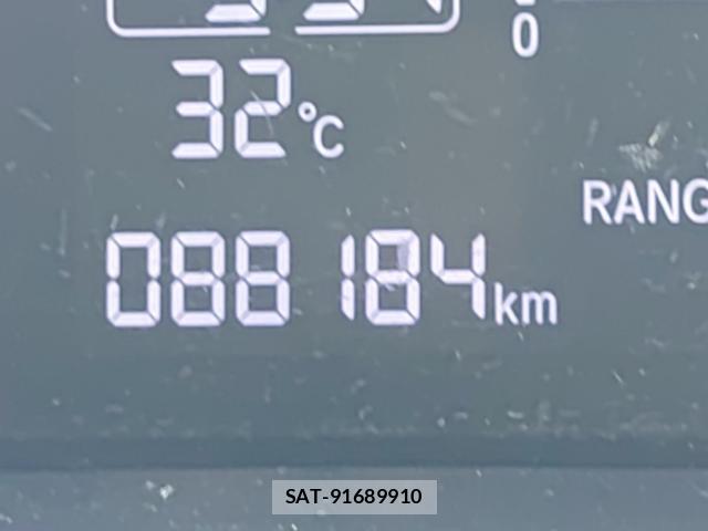 Honda e 2015-09 8768941-9