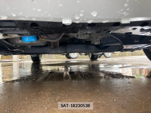 Suzuki SWIFT 2014-08 8769182-13
