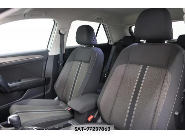 VolksWagen T-ROC 2021-07 8768702-10