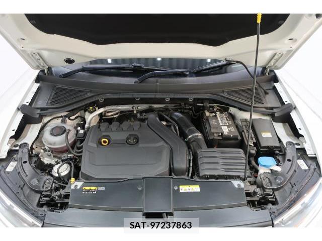 VolksWagen T-ROC 2021-07 8768702-15