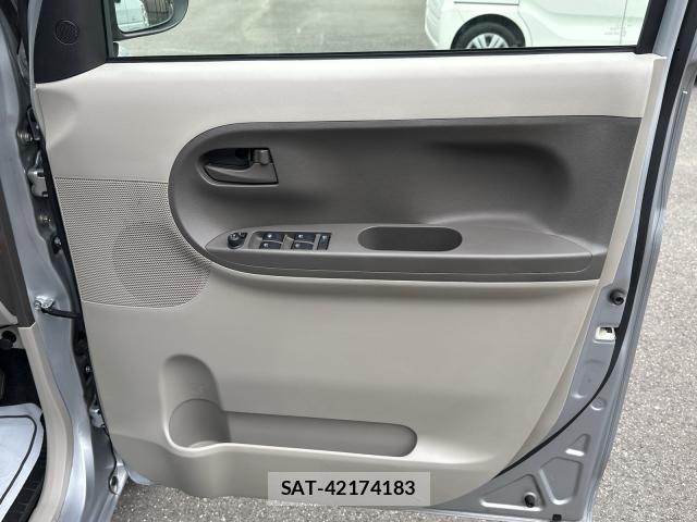 Daihatsu TANTO 2018-12 8769734-17
