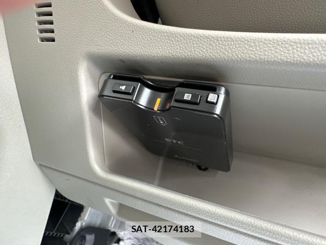 Daihatsu TANTO 2018-12 8769734-5