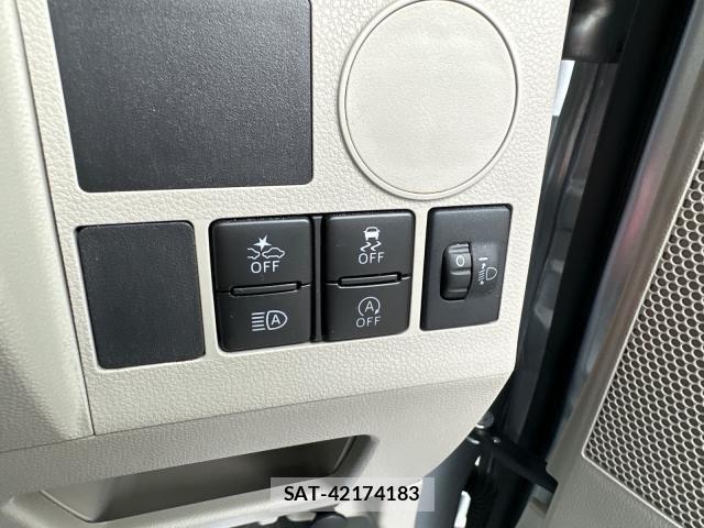 Daihatsu TANTO 2018-12 8769734-7