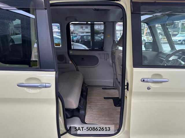 Daihatsu TANTO 2014-10 8769745-11