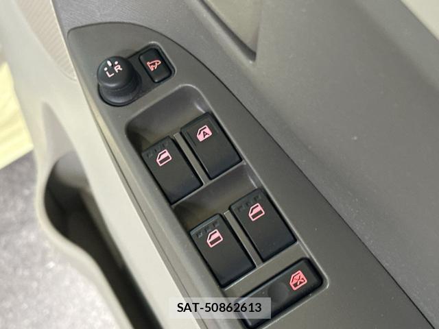 Daihatsu TANTO 2014-10 8769745-17