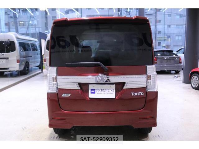 Daihatsu TANTO 2014-11 8770036-11