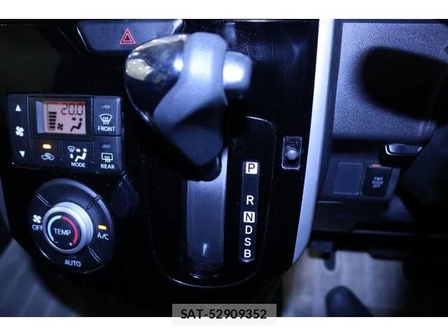 Daihatsu TANTO 2014-11 8770036-15