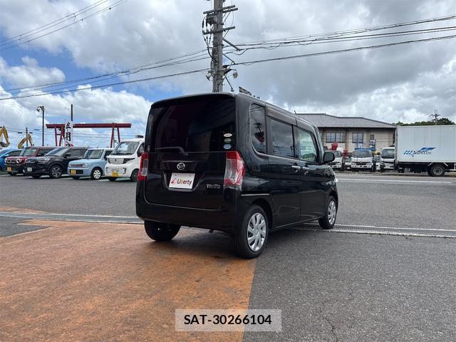 Daihatsu TANTO 2016-07 8770135-1