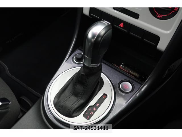 VolksWagen THE BEETLE 2018-05 8768701-9