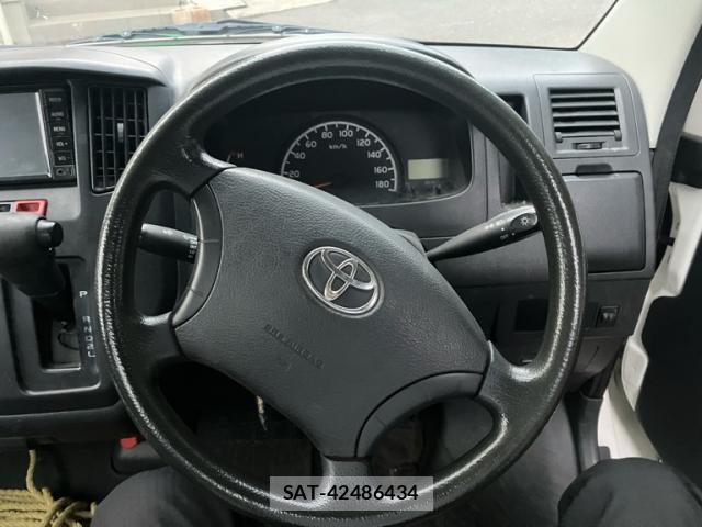 Toyota TOWNACE TRUCK 2017-11 8769205-11
