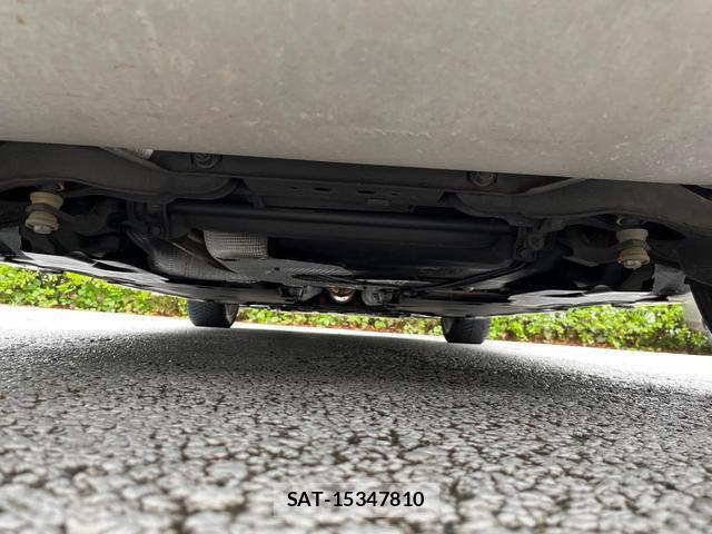 Volvo V40 2018-03 8769421-16