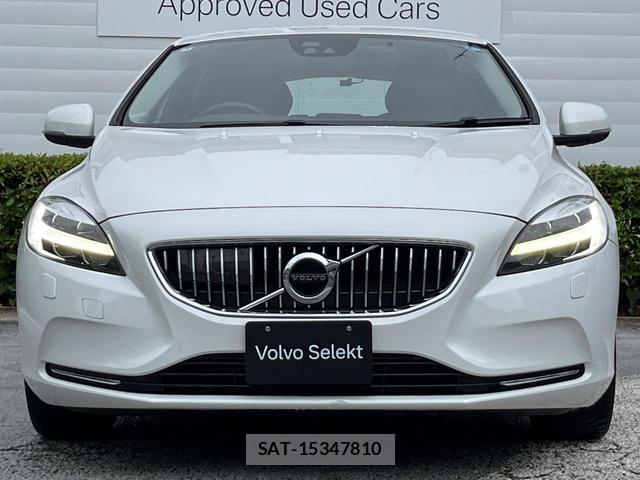 Volvo V40 2018-03 8769421-18