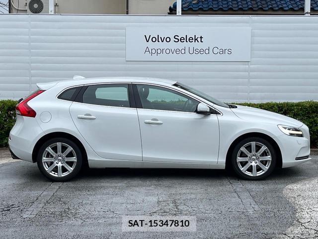 Volvo V40 2018-03 8769421-19
