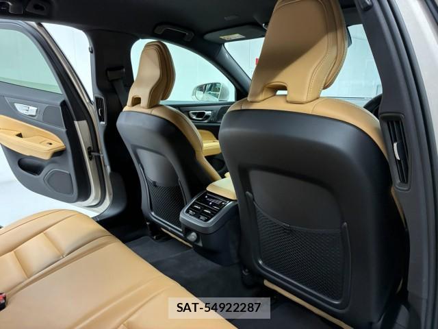 Volvo V60 2023-06 8769369-13