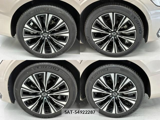 Volvo V60 2023-06 8769369-19