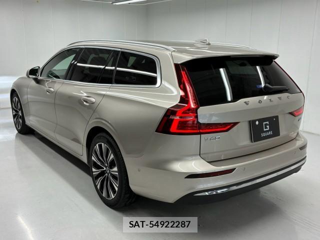 Volvo V60 2023-06 8769369-9