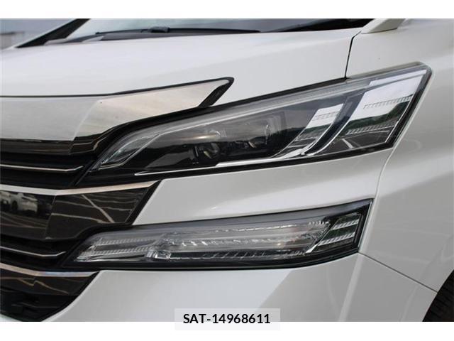 Toyota VELLFIRE 2017-09 8769695-12