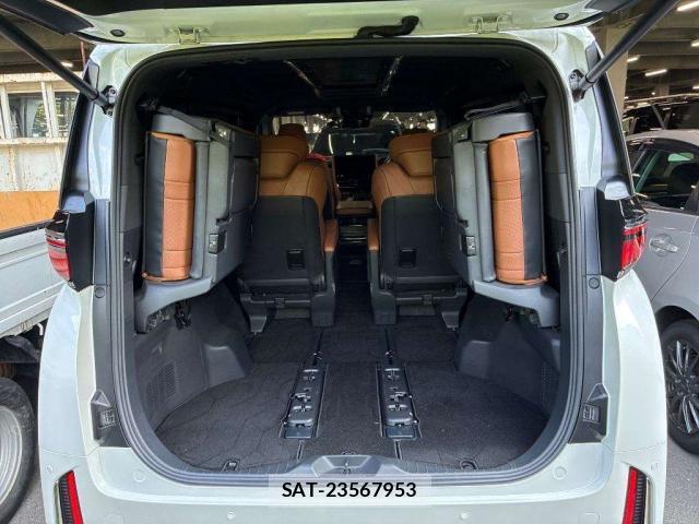 Toyota VELLFIRE 2024-02 8769717-8
