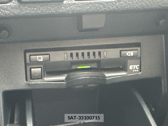 Toyota VELLFIRE 2017-03 8769736-7