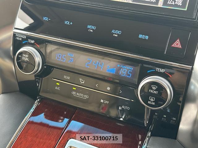 Toyota VELLFIRE 2017-03 8769736-8