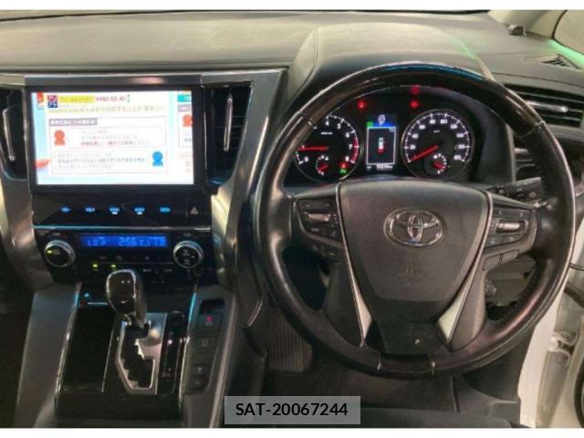 Toyota VELLFIRE 2016-11 8769859-2