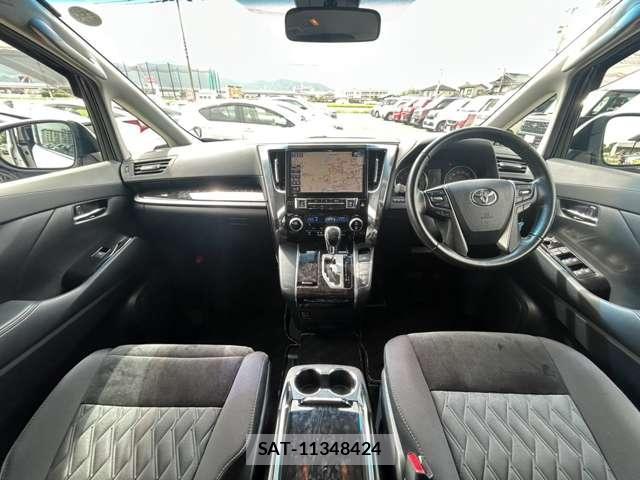 Toyota VELLFIRE 2019-10 8769939-2