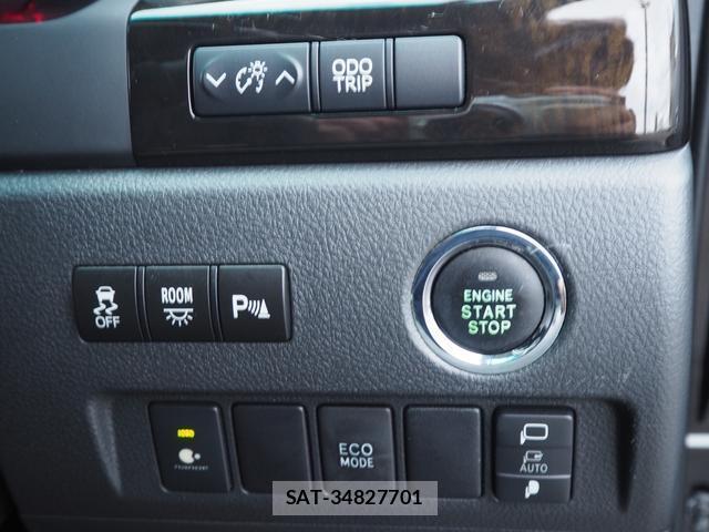 Toyota VELLFIRE 2014-03 8769991-16