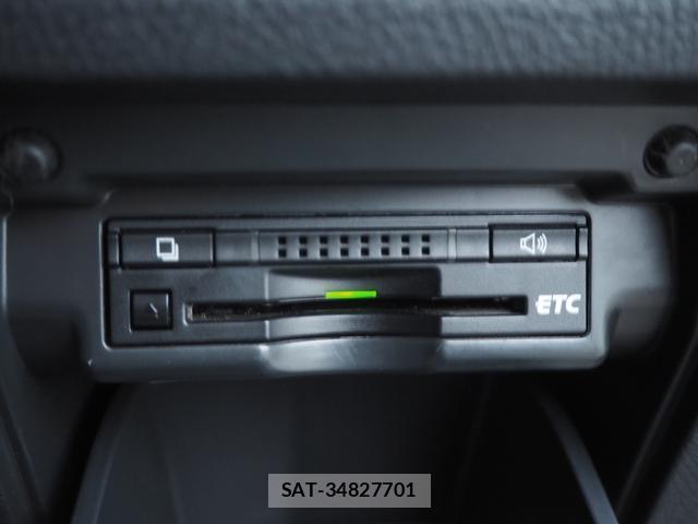 Toyota VELLFIRE 2014-03 8769991-17