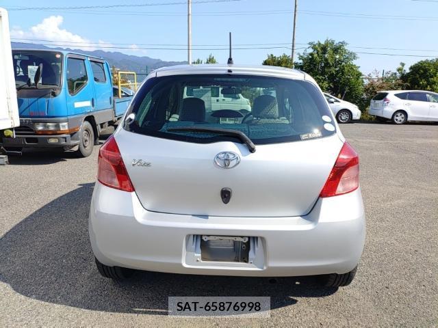 Toyota VITZ 2007-08 8768942-1