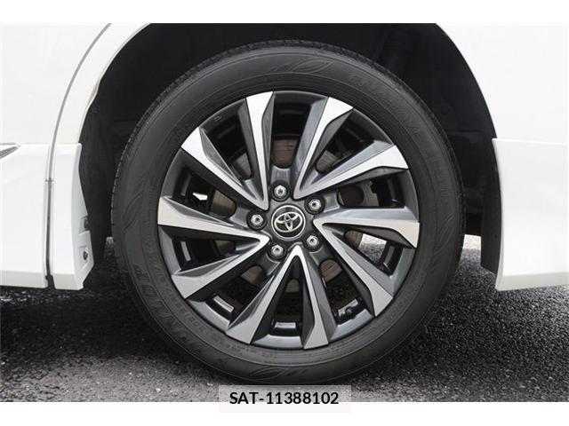 Toyota VOXY 2024-04 8769033-13