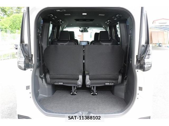 Toyota VOXY 2024-04 8769033-19
