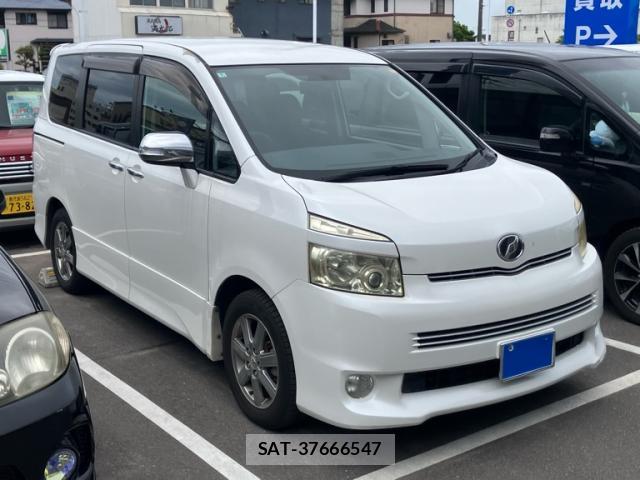 Toyota VOXY 2010-02 8769178-13