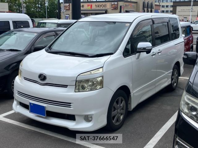 Toyota VOXY 2010-02 8769178-2