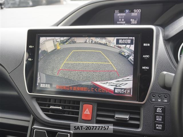 Toyota VOXY 2016-08 8769380-9