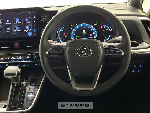 Toyota VOXY 2023-10 8769398-13