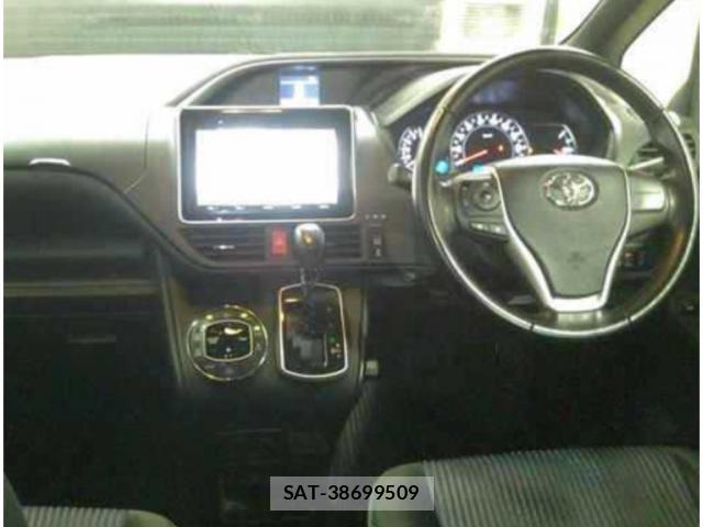 Toyota VOXY 2015-09 8769880-2