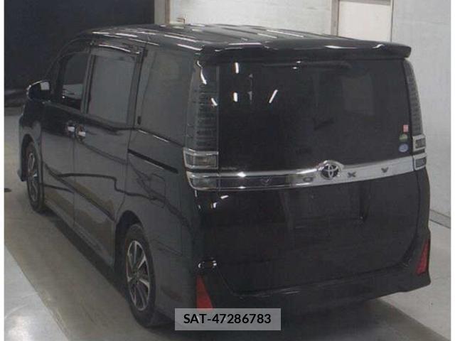 Toyota VOXY 2018-03 8769882-1