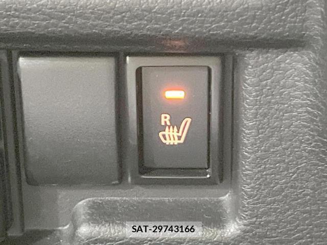 Suzuki WAGON R 2021-11 8769590-6