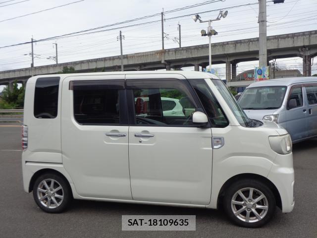 Daihatsu WAKE 2017-09 8768899-5