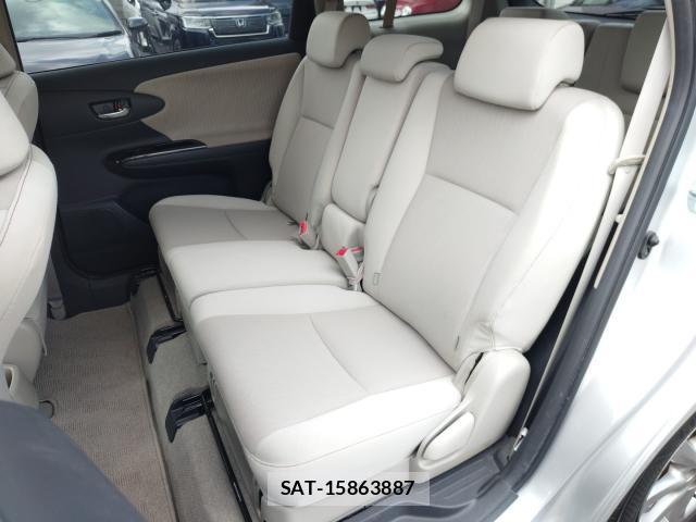 Toyota WISH 2013-05 8768716-13